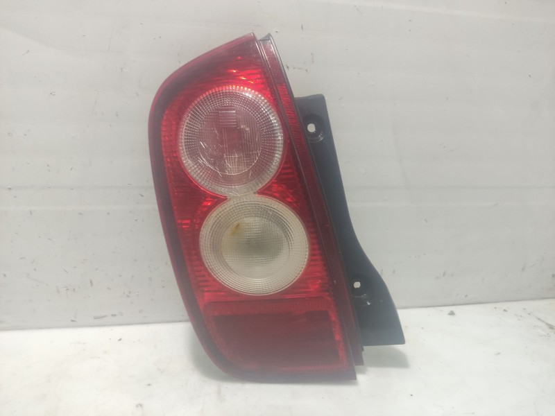 Recambio de piloto trasero izquierdo para nissan micra (k12e) 1.4 cat referencia OEM IAM 26555BC500  