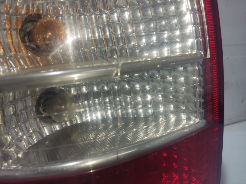 Recambio de piloto trasero izquierdo para opel zafira a referencia OEM IAM 1222075  