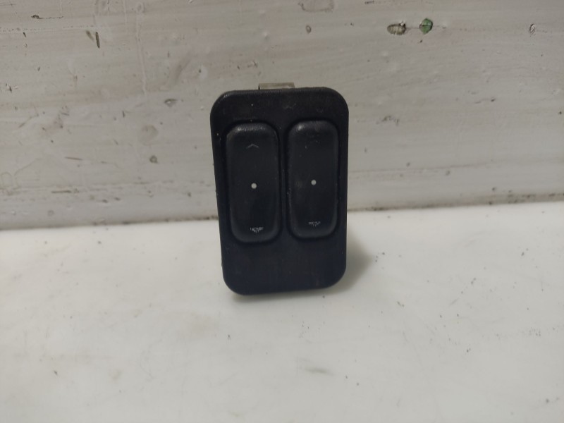 Recambio de interruptor para opel zafira a referencia OEM IAM  90561088 13363201