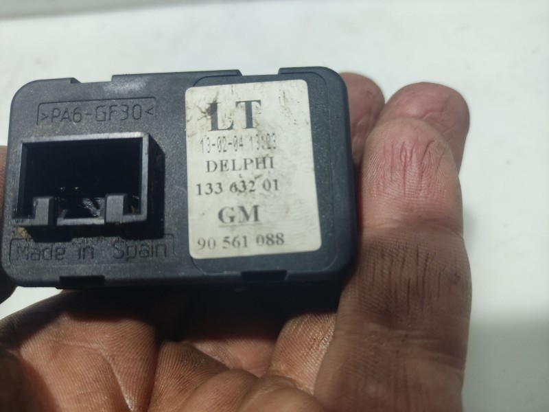 Recambio de interruptor para opel zafira a referencia OEM IAM  90561088 13363201