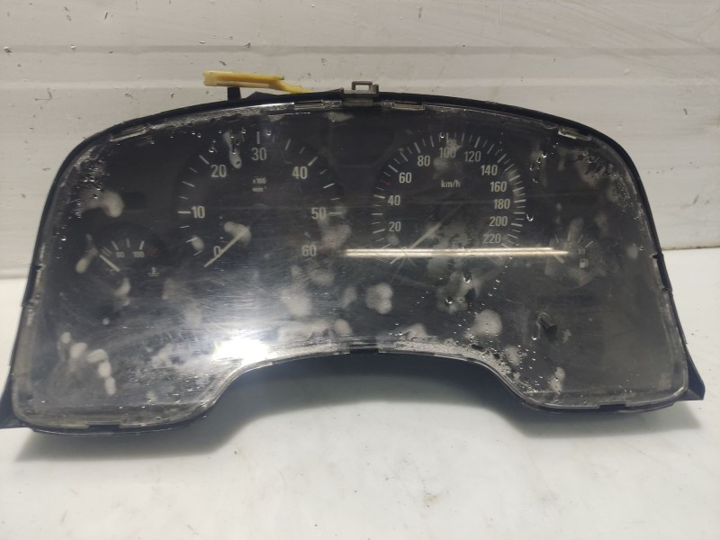 Recambio de cuadro instrumentos para opel zafira a referencia OEM IAM 1256220  