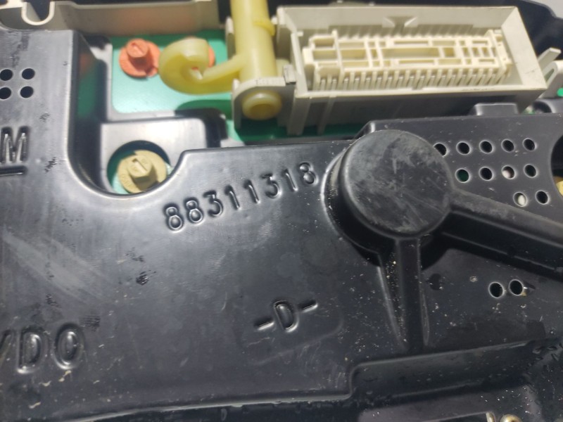 Recambio de cuadro instrumentos para opel zafira a referencia OEM IAM 1256220  