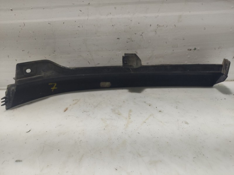 Recambio de moldura para opel zafira a referencia OEM IAM  90580652 