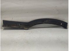 Recambio de moldura para opel zafira a referencia OEM IAM  13154529  2