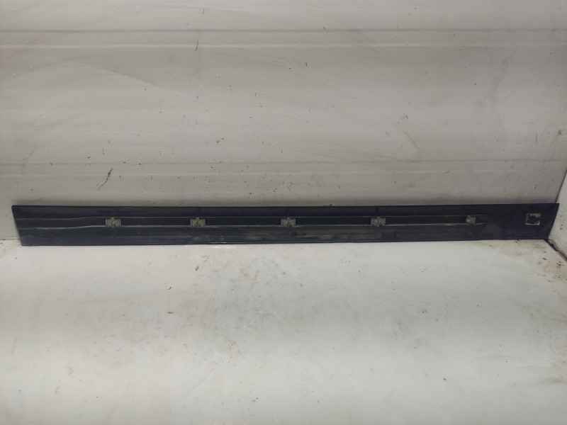 Recambio de moldura para opel zafira a referencia OEM IAM  13154533 