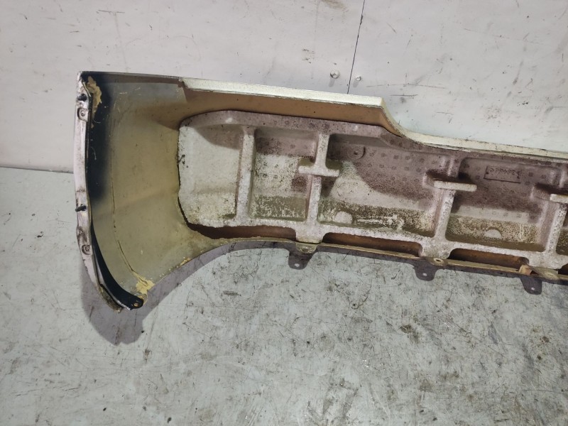 Recambio de paragolpes trasero para toyota celica (t20) 1.8 16v cat referencia OEM IAM 5215920932  