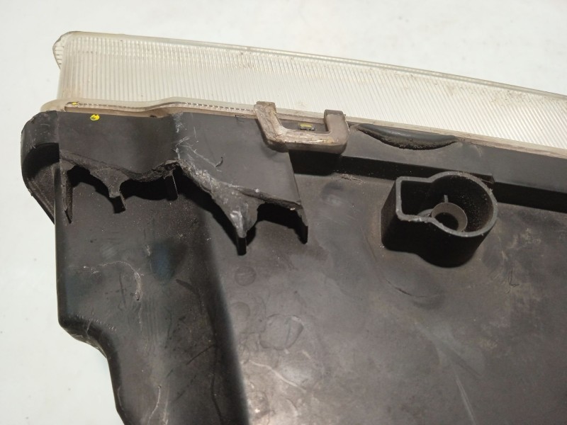 Recambio de faro izquierdo para citroën c2 referencia OEM IAM 9680128380  17A7T200