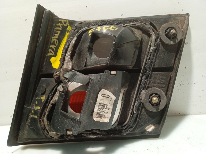 Recambio de piloto trasero izquierdo interior para nissan primera (p11) 2.0 16v referencia OEM IAM 265552F925  