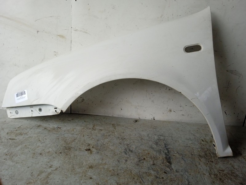 Recambio de aleta delantera izquierda para volkswagen golf iv berlina (1j1) referencia OEM IAM 1J5821021  