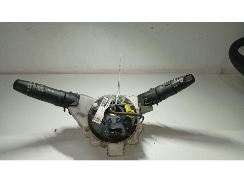Recambio de mando multifuncion para nissan micra iii (k12) 1.4 16v referencia OEM IAM   