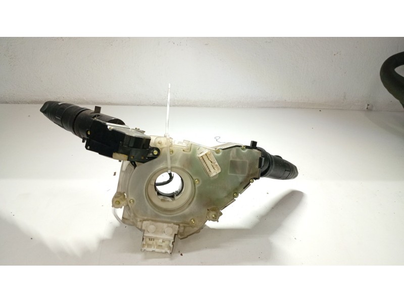 Recambio de mando multifuncion para nissan micra iii (k12) 1.4 16v referencia OEM IAM   