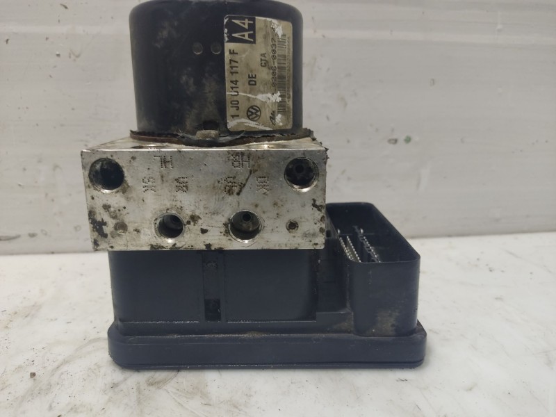 Recambio de abs para volkswagen golf iv (1j1) 1.9 tdi referencia OEM IAM 1J0614117F  