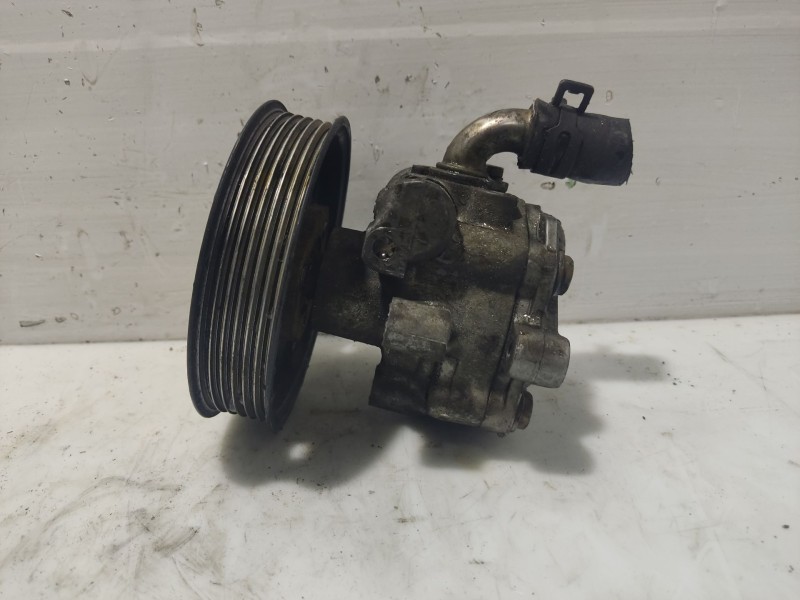 Recambio de bomba direccion para volkswagen golf iv (1j1) 1.9 tdi referencia OEM IAM 1J0422152A  