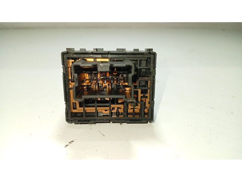 Recambio de mando retrovisor para nissan micra iii (k12) 1.4 16v referencia OEM IAM 040401  