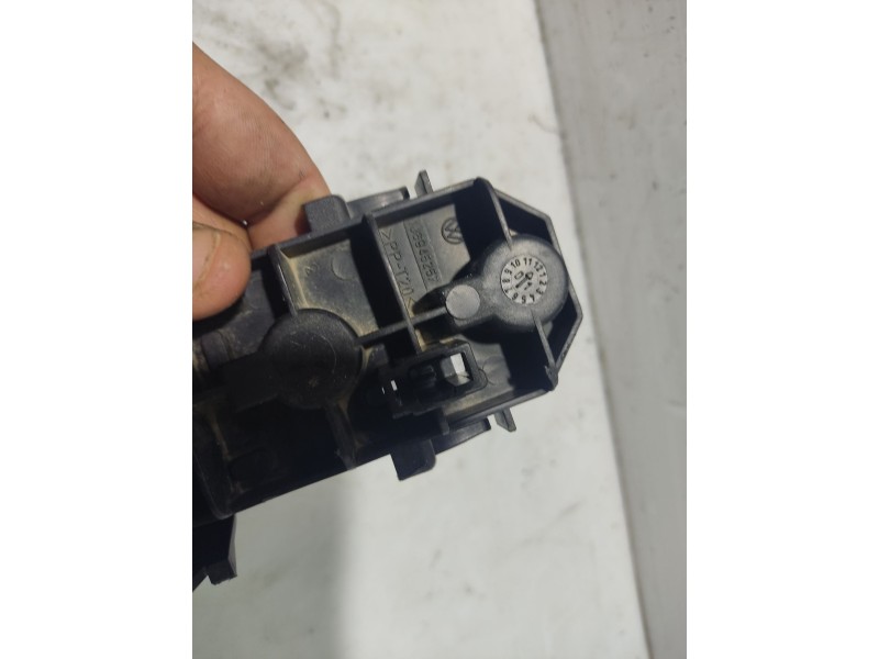 Recambio de portalamparas para volkswagen golf iv (1j1) 1.9 tdi referencia OEM IAM  1J6945257 69918380