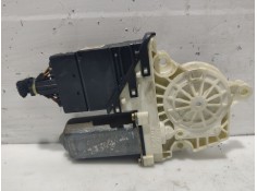 Recambio de motor elevalunas trasero derecho para volkswagen golf iv (1j1) 1.9 tdi referencia OEM IAM   