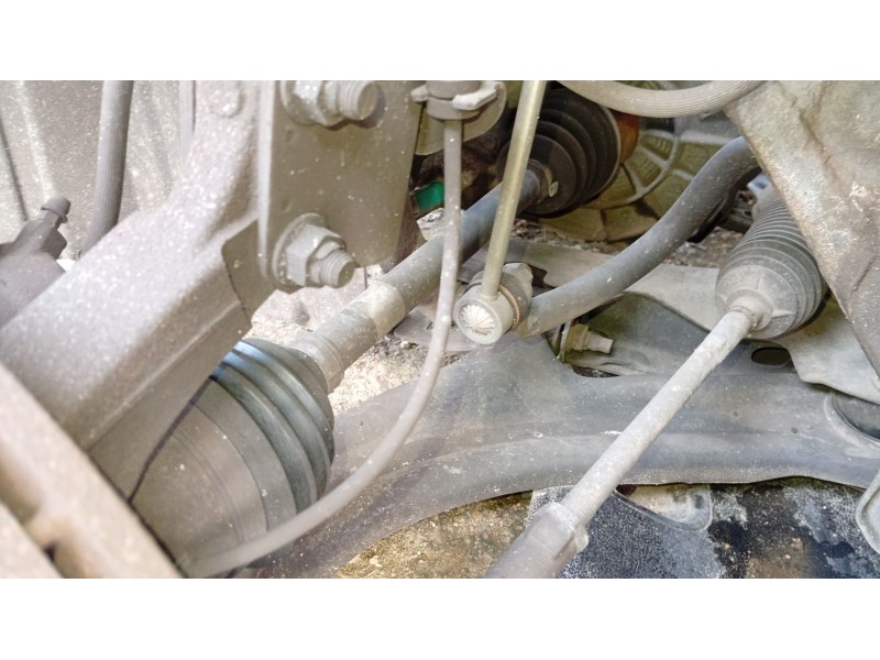 Recambio de transmision delantera izquierda para nissan micra iii (k12) 1.4 16v referencia OEM IAM 39101AY100  