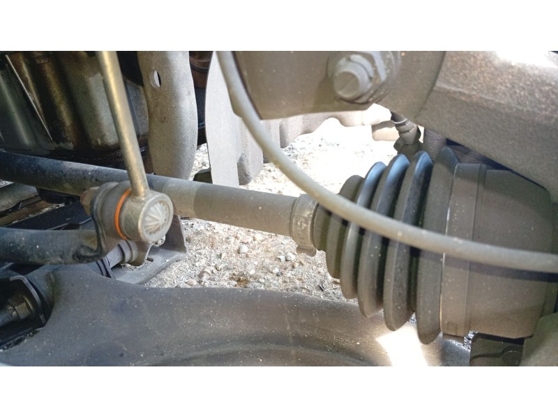 Recambio de transmision delantera derecha para nissan micra iii (k12) 1.4 16v referencia OEM IAM 39100AY100  