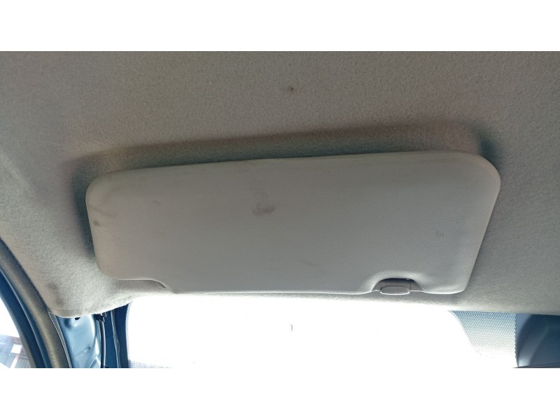 Recambio de parasol izquierdo para nissan micra iii (k12) 1.4 16v referencia OEM IAM VERE4935  
