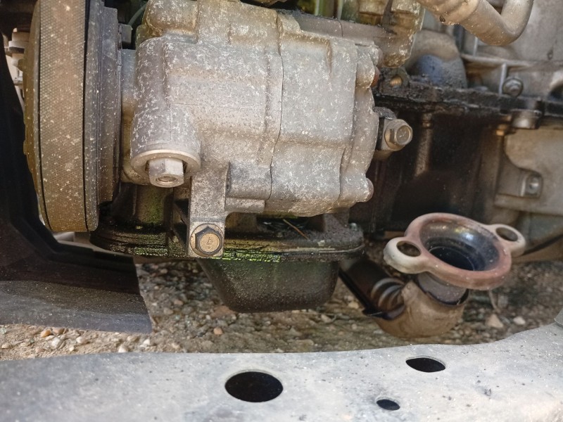 Recambio de carter para nissan micra iii (k12) 1.4 16v referencia OEM IAM 11111AX001 11111BX005 11110BX010