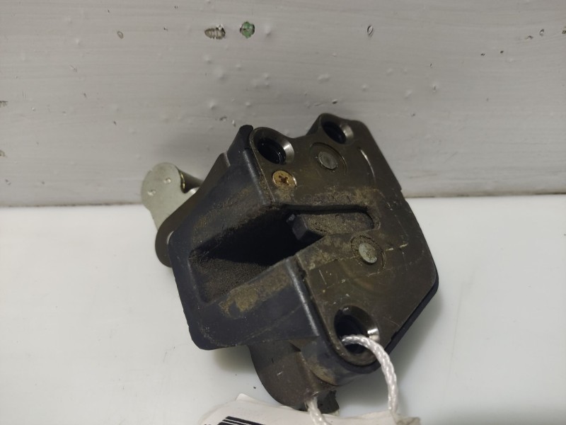 Recambio de cerradura puerta lateral izquierda para kia carnival ii referencia OEM IAM 0K53A73380B  