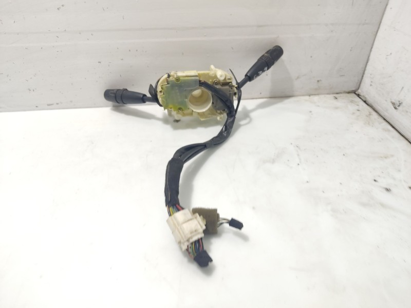 Recambio de mando volante para kia carnival ii referencia OEM IAM 47531G1000  