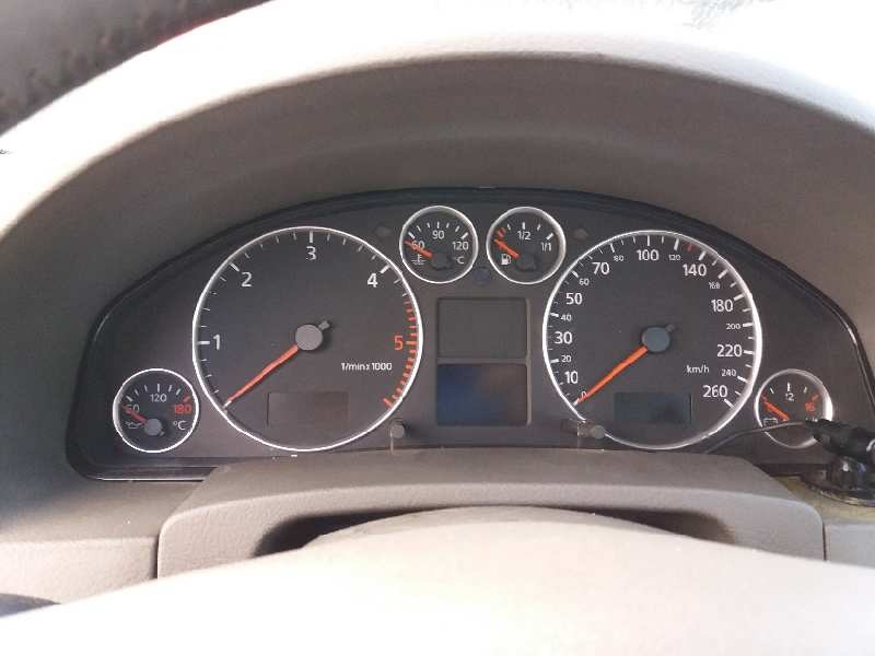 audi a6 avant (4b5) 2.5 tdi quattro   |   06.01 - 12.05 | 2001 - 2005 | 180 cv / 132 kw del año 2001