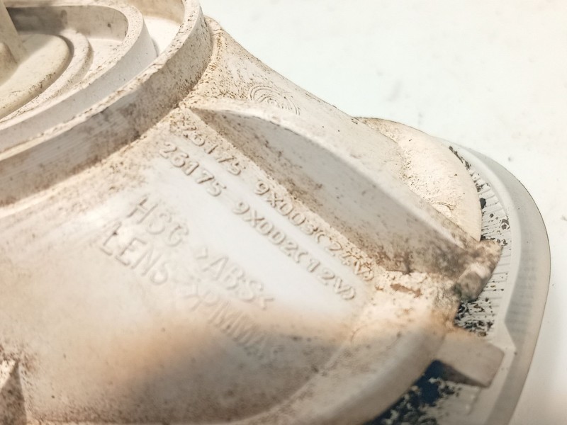 Recambio de piloto delantero izquierdo para nissan atleon referencia OEM IAM 261759X003 261759X002 