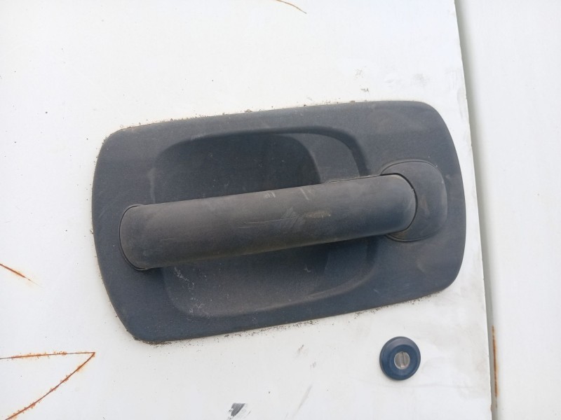 Recambio de maneta exterior delantera izquierda para nissan atleon referencia OEM IAM 806079X000  