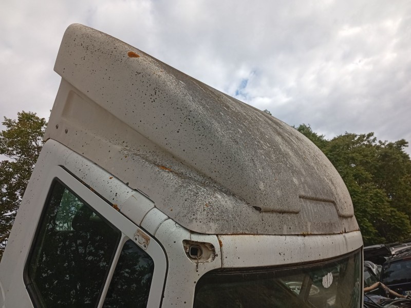 Recambio de moldura para nissan atleon referencia OEM IAM BD30  