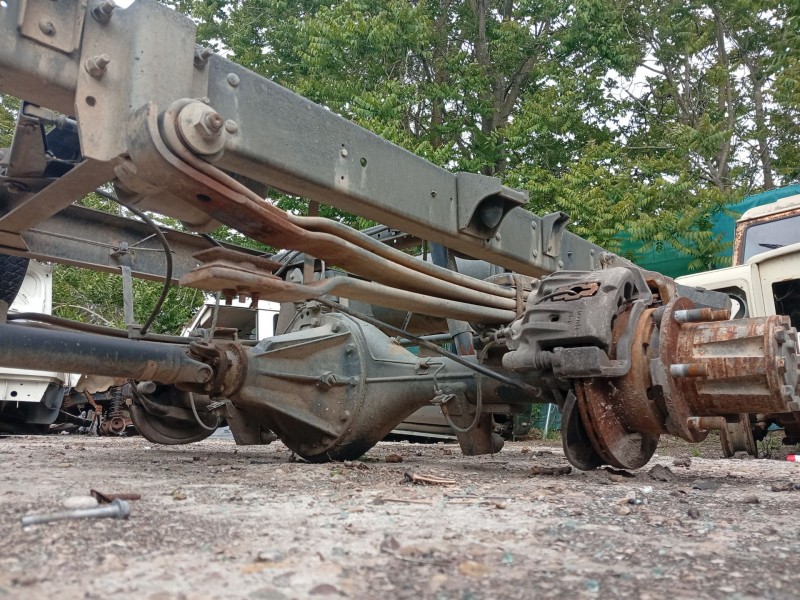 Recambio de puente trasero para nissan atleon referencia OEM IAM BD30  