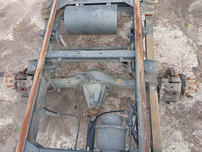 Recambio de puente trasero para nissan atleon referencia OEM IAM BD30  