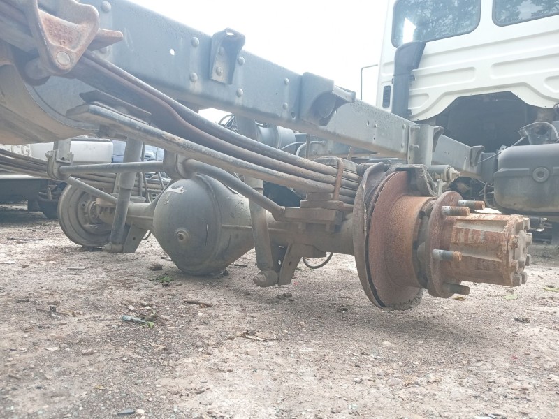 Recambio de puente trasero para nissan atleon referencia OEM IAM BD30  