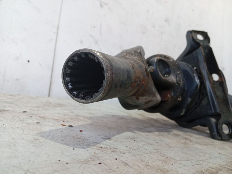 Recambio de cardan delantero para nissan atleon referencia OEM IAM BD30  