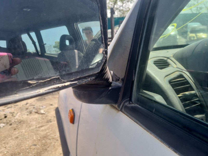 nissan terrano ii (r20) del año 1995