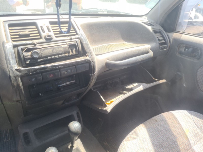 nissan terrano ii (r20) del año 1995