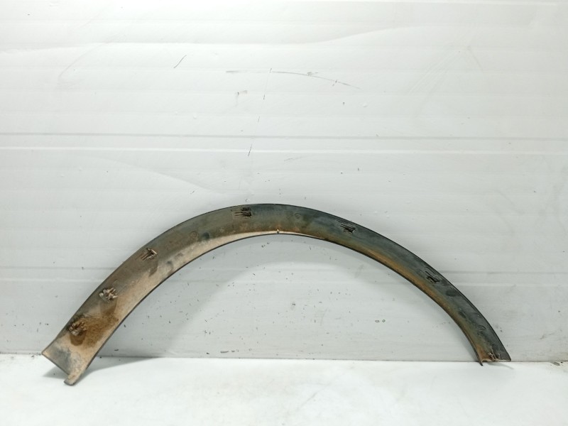 Recambio de molduras delanteras para opel corsa b (s93) 1.7 d (f08, f68, m68) referencia OEM IAM 90477209  