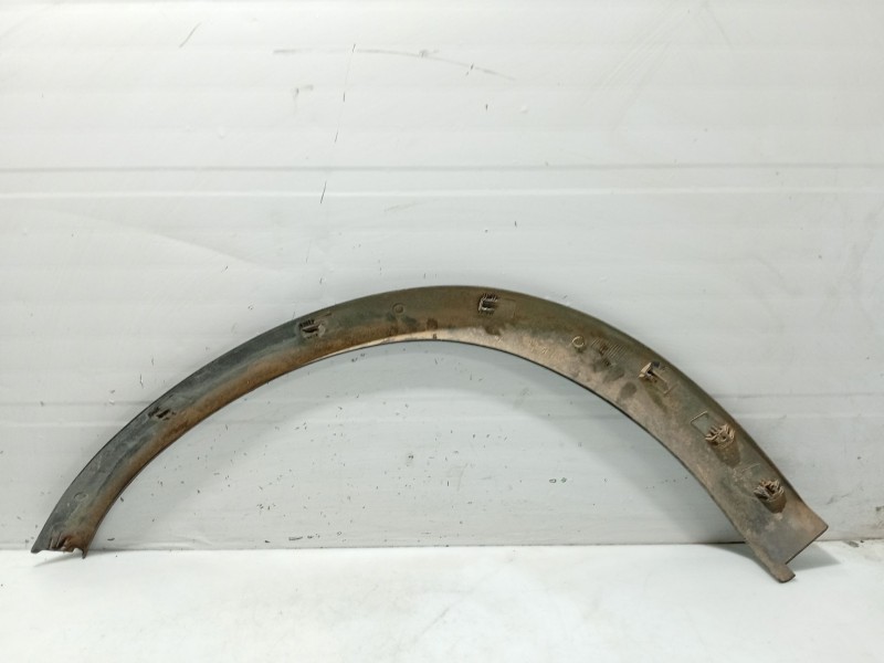 Recambio de molduras delanteras para opel corsa b (s93) 1.7 d (f08, f68, m68) referencia OEM IAM 90477209  