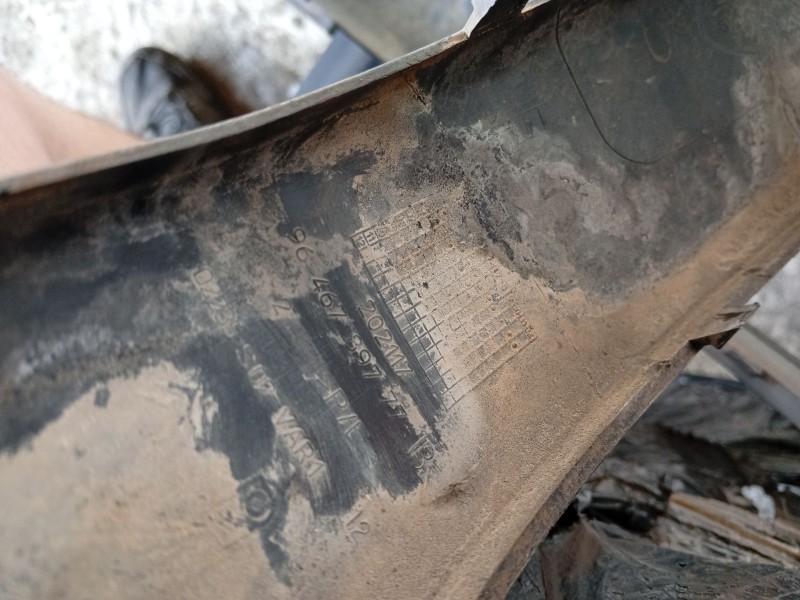 Recambio de moldura para citroën c4 i (lc_) 1.6 hdi referencia OEM IAM 9646789777  