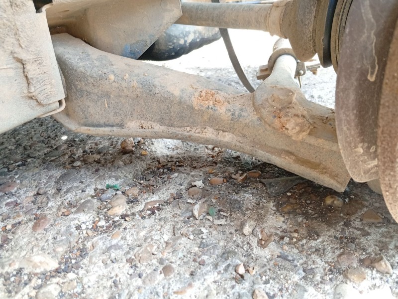 Recambio de brazo suspension inferior delantero derecho para opel corsa b (s93) 1.7 d (f08, f68, m68) referencia OEM IAM 9051126