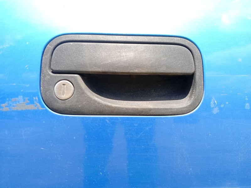 Recambio de maneta exterior delantera derecha para opel corsa b (s93) 1.7 d (f08, f68, m68) referencia OEM IAM 90434959  