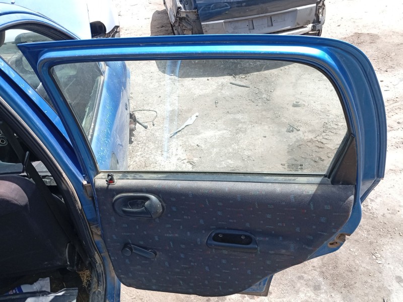 Recambio de puerta trasera derecha para opel corsa b (s93) 1.7 d (f08, f68, m68) referencia OEM IAM 90532718  