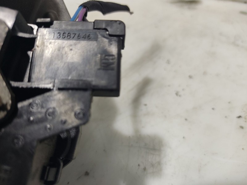 Recambio de cerradura maletero / porton para opel zafira tourer c (p12) 1.6 cdti (75) referencia OEM IAM 13509599 YR00237080 