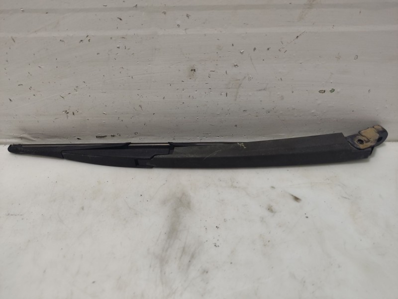 Recambio de brazo limpia trasero para opel zafira tourer c (p12) 1.6 cdti (75) referencia OEM IAM 13256925  