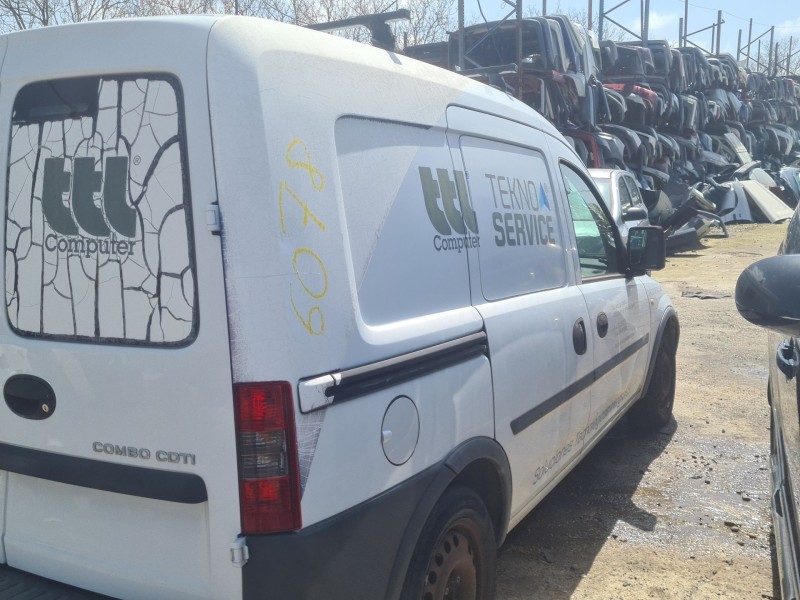 opel combo furgoneta/monovolumen del año 2010
