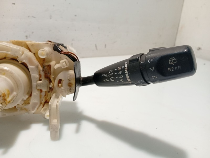 Recambio de mando volante para kia carnival ii (gq) 2.9 crdi referencia OEM IAM   