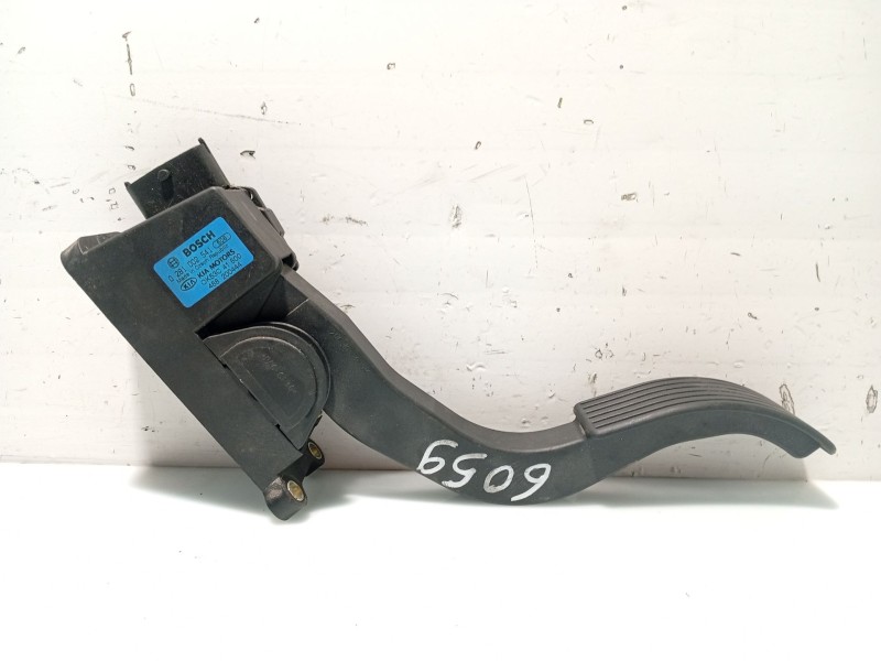 Recambio de pedal acelerador para kia carnival ii (gq) 2.9 crdi referencia OEM IAM 0K53C41600 488200444 0281002541