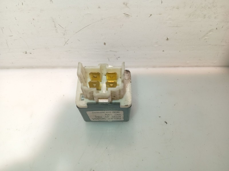 Recambio de rele para kia carnival ii (gq) 2.9 crdi referencia OEM IAM K75767740  