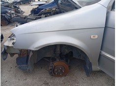 Recambio de aleta delantera izquierda para kia carnival ii (gq) 2.9 crdi referencia OEM IAM 0K52Y52211  