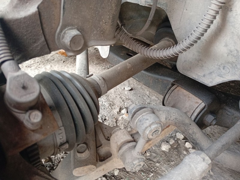 Recambio de transmision delantera izquierda para kia carnival ii (gq) 2.9 crdi referencia OEM IAM 0K5522560XA  